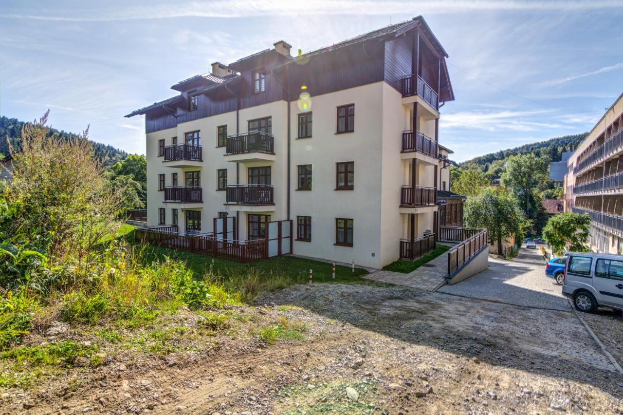 Gold Apartments Your Holiday Home Rodzinny 3 Krynica Zdroj Ngoại thất bức ảnh
